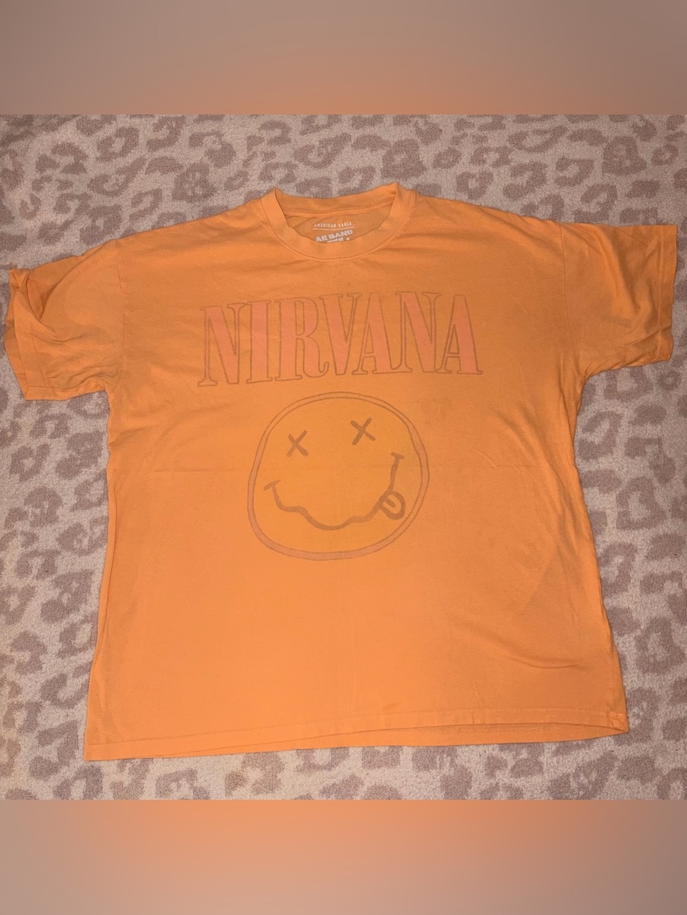 American Eagle Nirvana orange smiley band tee 100% cotton size medium